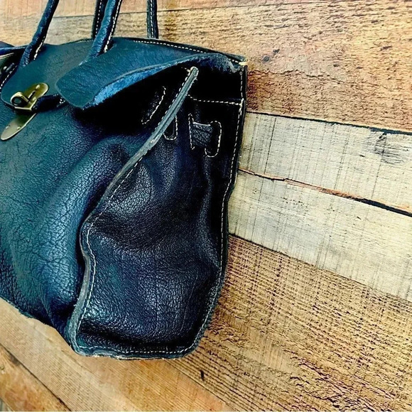 Patricia Nash Rodano Heavy Grain Pebbled Leather Satchel - Picture 3 of 10